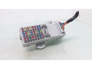 Блок предохранителей 911703E920   KIA Sorento    