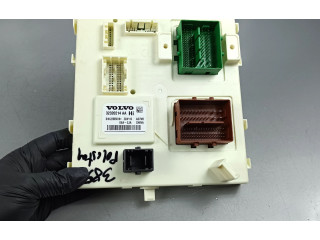 Блок комфорта 32320214AA Polestar 2