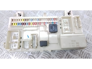 Блок предохранителей 30765471 Volvo C30