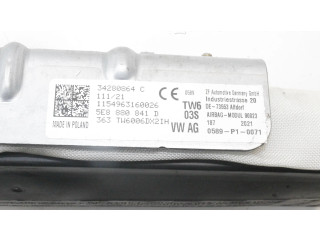 Подушка безопасности для колен 5E8880841D Skoda Octavia Mk4