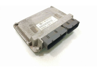 Блок управления двигателя 06A906033M, 5WP4003701 Volkswagen Golf Cross