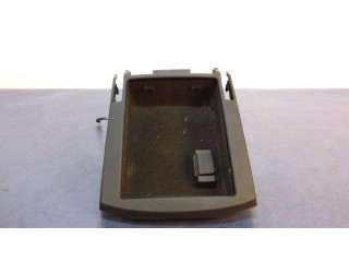 Подлокотник