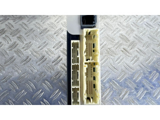 Блок предохранителей  8922124080, 2380005451   Lexus RC    