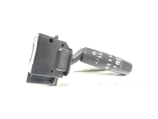 Ручка стеклоочистителей 17D682 Mazda 3 I