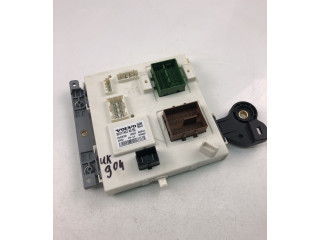 Блок предохранителей 32217422AE, UK904 Volvo XC90