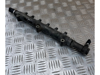 Топливная рампа 8658252, 38413003902 Volvo S80