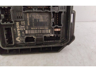 Pojistková skříňka 284B70754R Renault Captur