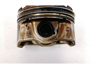 Píst 7610295, 63967761029502   BMW 7 F01 F02 F03 F04     