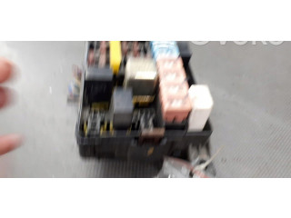 Pojistková skříňka 91211-29000 Hyunda Lantra I 1992