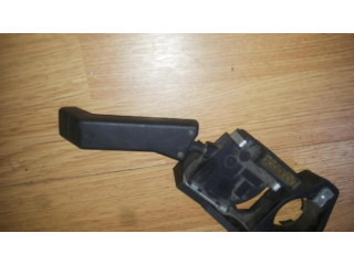 Ручка стеклоочистителей    Renault Clio I