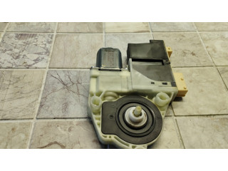 Передний двигатель механизма для подъема окон