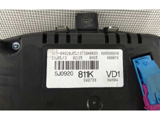 Панель 5J0920811K Skoda Fabia Mk2 (5J)