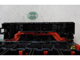 Pojistková skříňka Řídící jednotka BSM    Volkswagen Caddy 2005