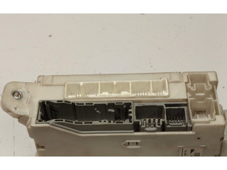 Pojistková skříňka 8273030272, 703020016 Lexus GS 300 350 430 450H 2007