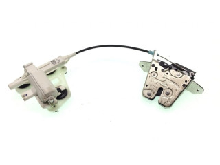 Замок задней крышки