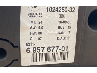 Přístrojová deska BMW Z4 E85 E86 2005 25811510, 695767701