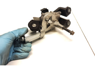 Моторчик заднего дворника 31349380, 0390201256    Volvo XC90