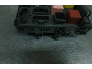 Pojistková skříňka 8200447435A Renault Espace IV 2002