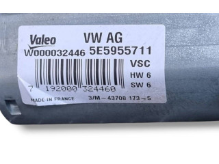 Моторчик заднего дворника W000032446, 5E5955711    Skoda Octavia Mk3 (5E)