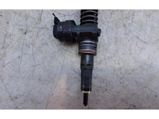 Форсунка 038130073P Volkswagen Bora AJM