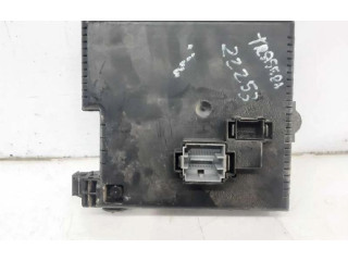 Блок предохранителей 30728512   Volvo XC90    