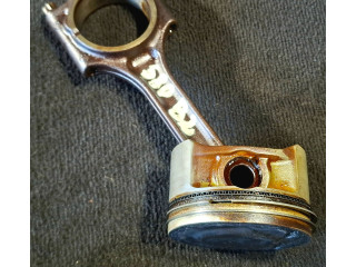 Поршень с шатуном Volvo S80