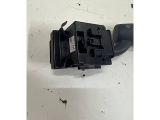 Ручка стеклоочистителей Mazda CX-3