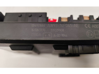 Блок предохранителей  AW9314F041AE, AW93-14F041-AE   Jaguar XJ X351    