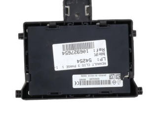 Модуль управления BSM 8200674661   Renault Clio III    