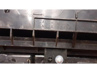 Другая центральная деталь консоли (туннеля)