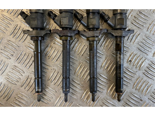 Vstřikovač 0445110297 Peugeot 5008 DV6TED4