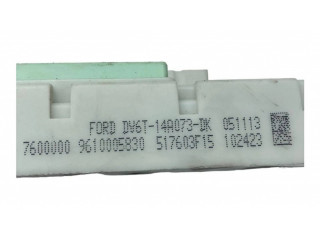 Блок предохранителей DV6T14A073DK, 517603F15   Ford Focus    