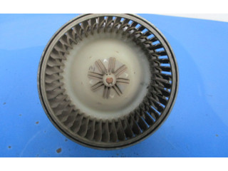 Вентилятор печки Mitsubishi Carisma