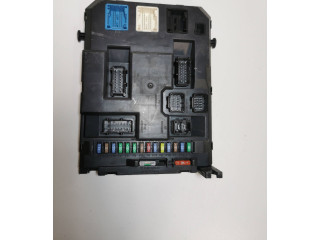 Блок предохранителей 9674016680, 22661F01 Citroen C-Crosser