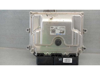 Блок управления двигателя 3910304CD2   KIA Xceed