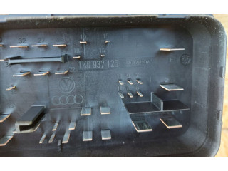 Pojistková skříňka 1K0937125 Audi A3 S3 A3 Sportback 8P 2009