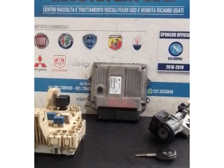 Комплект блоков управления    Suzuki Splash