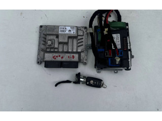 Блок управления двигателем Блок управления 55282412, 68350433AC   Fiat 500X