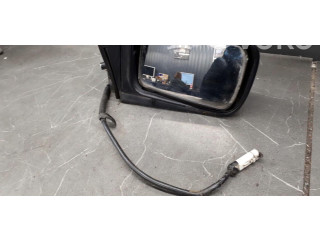 Zpětné zrcátko Nissan Bluebird 1989