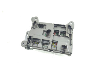 Pojistková skříňka 6931687 BMW X6 E71 2011