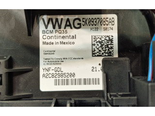 Vstřikovač 5K0937085AB Volkswagen PASSAT B7 USA