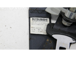 Задний ремень безопасности