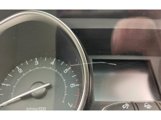 Панель приборов 9814039880   Peugeot 2008 I       