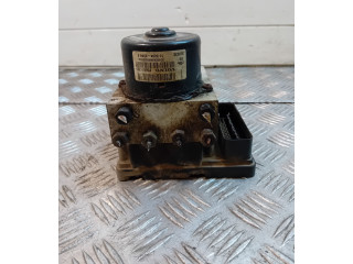 Блок АБС 8671224, P08671223 Volvo V70 2000 - 2004 года