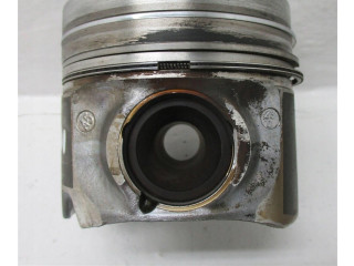 Píst    Audi A8 S8 D4 4H     