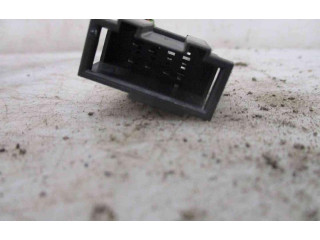 Зеркало электрическое Skoda Fabia Mk2 (5J) 2007 - 2014 года