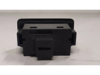 Выключатель открытия задней двери