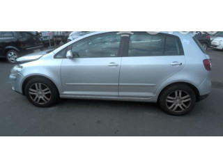 Зеркало электрическое Volkswagen Golf Plus 2005 - 2013 года