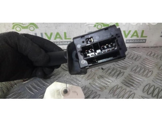 Ручка стеклоочистителей 623961 Citroen Xsara Picasso