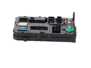 Блок предохранителей 657063 Citroen C5